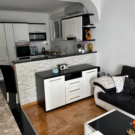 The Olive Tree 아파트 *