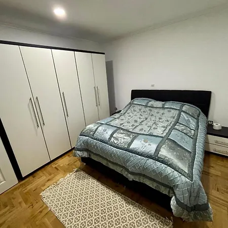 아파트 The Olive Tree *