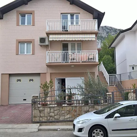 The Olive Tree 아파트 루브스키