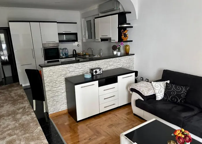 The Olive Tree 아파트 *